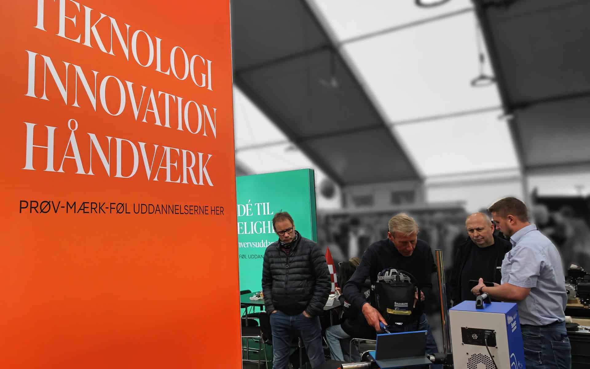 messestand-udstillingssystemer-kunderejse-det-personlige-møde-indrustriens-uddannelser-faust-dyrbye9